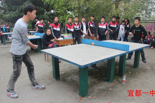 某班28人举行乒乓球赛,采用淘汰赛制,15赛取前