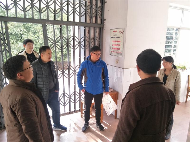 我校进行宿舍消防安全大检查