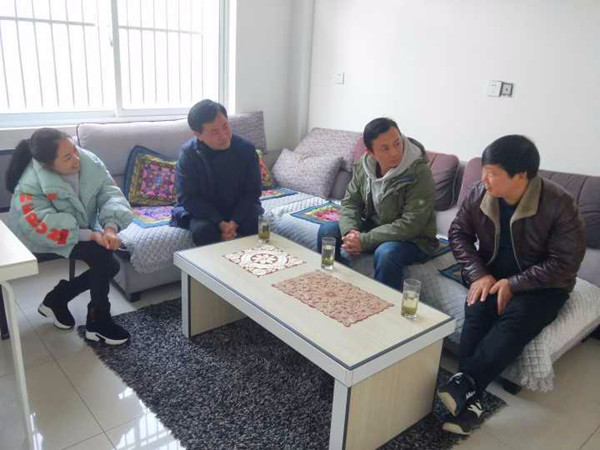 宜都一中慰问宜都楷模许春华