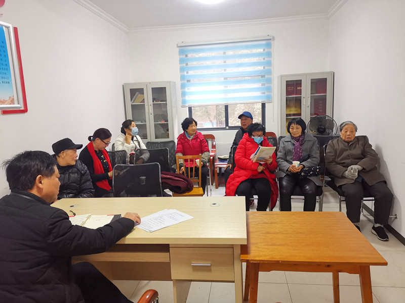 我校与东风社区联合开展11月支部主题党日活动