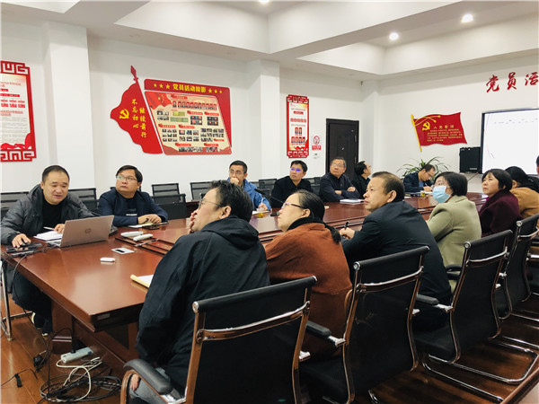 年级组报告 (2).jpg