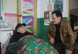 徐校长看望我校部分离退休老同志