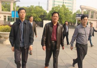 副市长李祎程来校调研